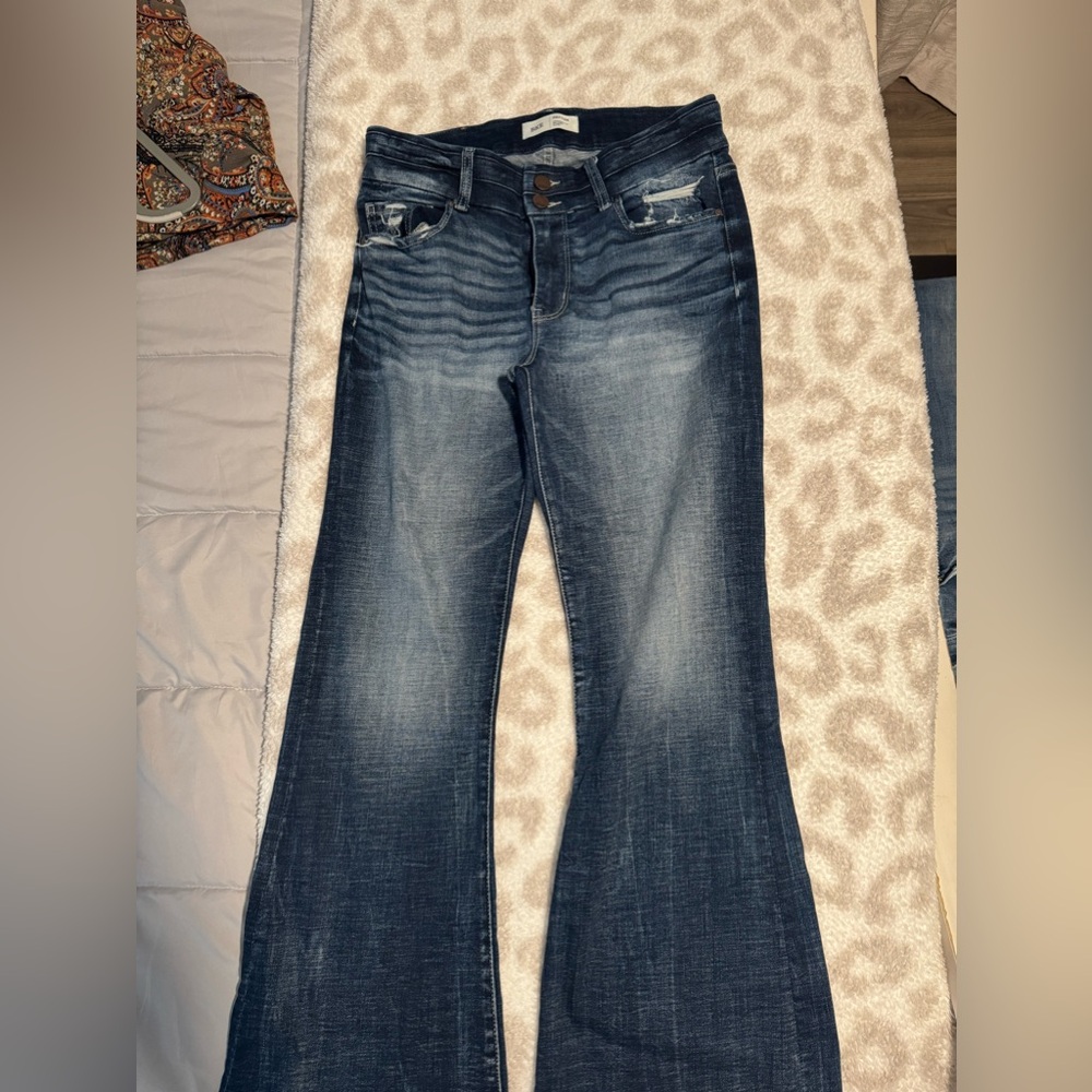 Buckle Peyton, jeans, midrise flare